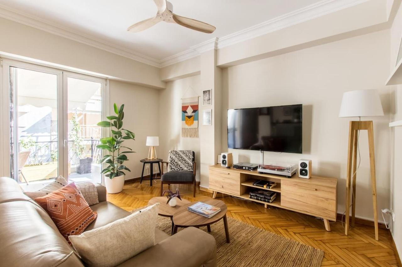 Modern Home W Balcony Near Kolonaki