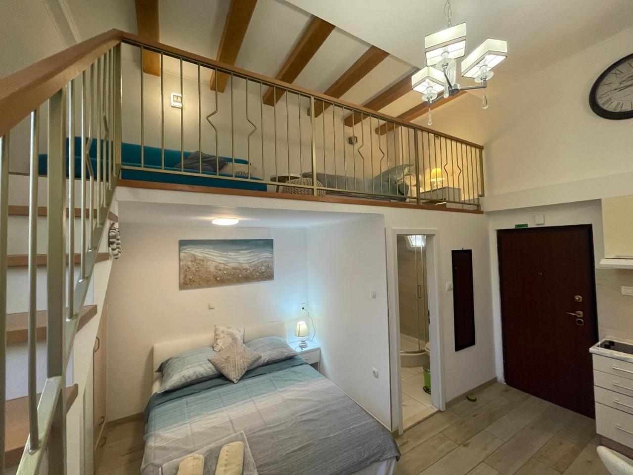 St-gallery Apartment