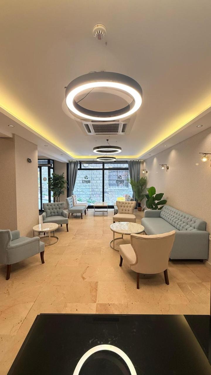Nuperasuit Hotel