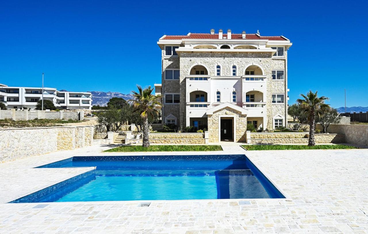 Gorgeous Apartment In Novalja