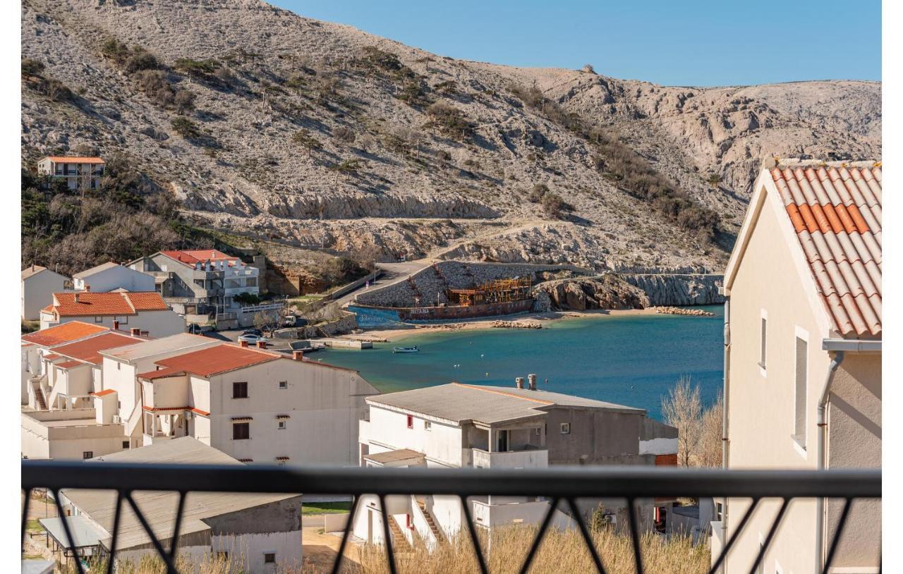 2 Bedroom Lovely Apartment In Metajna