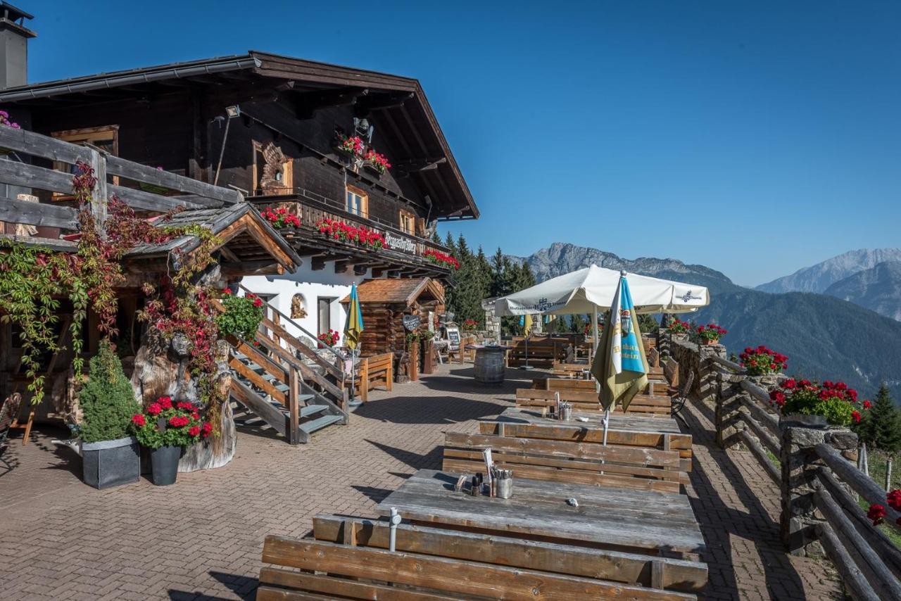 Berggasthof Biberg Berlis Hutte