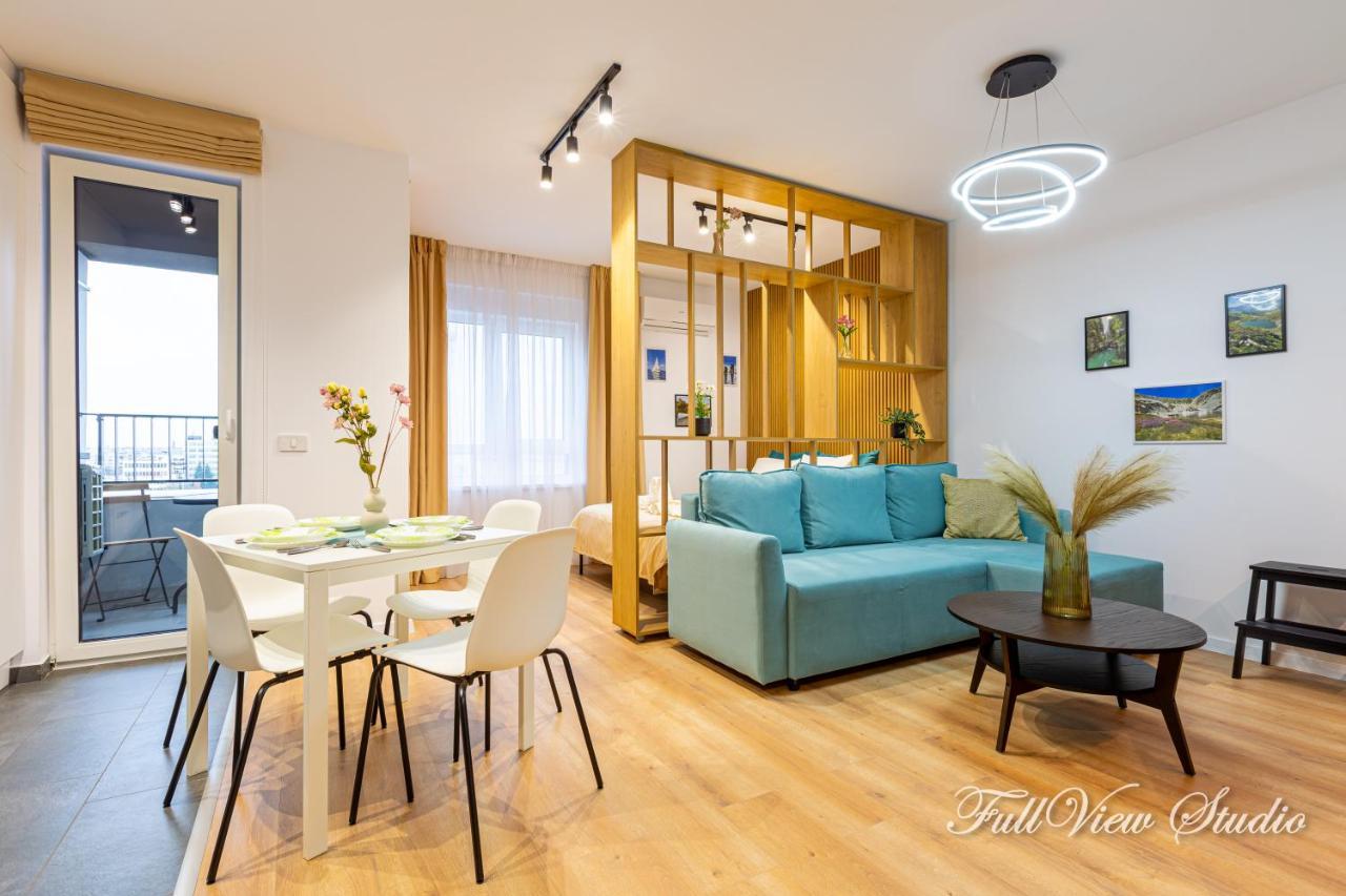 Fullview Studio Deluxe, Plus Free Underground Parking