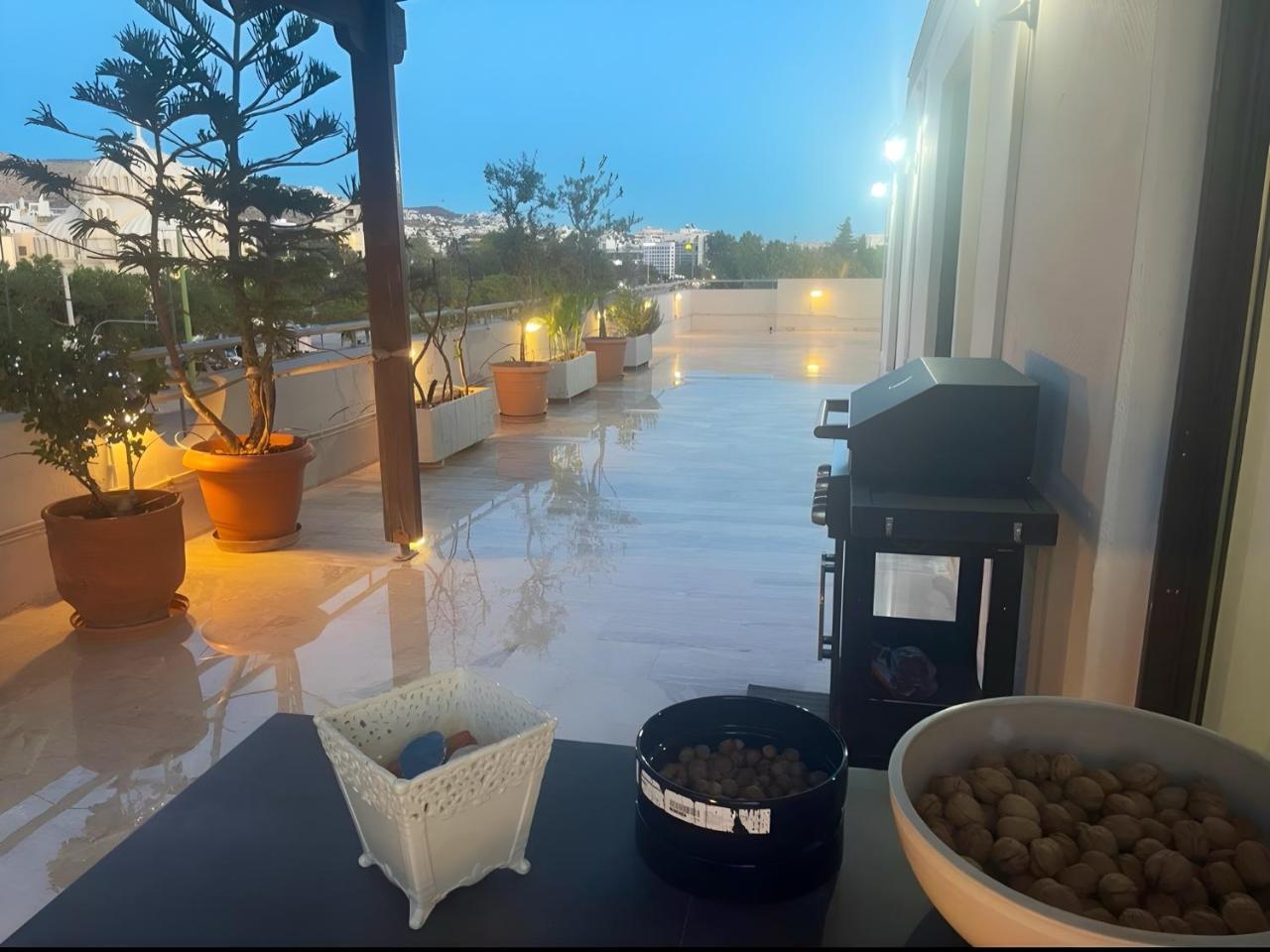 Exclusive Penthouse Apt, At Glyfada Marina & Beach