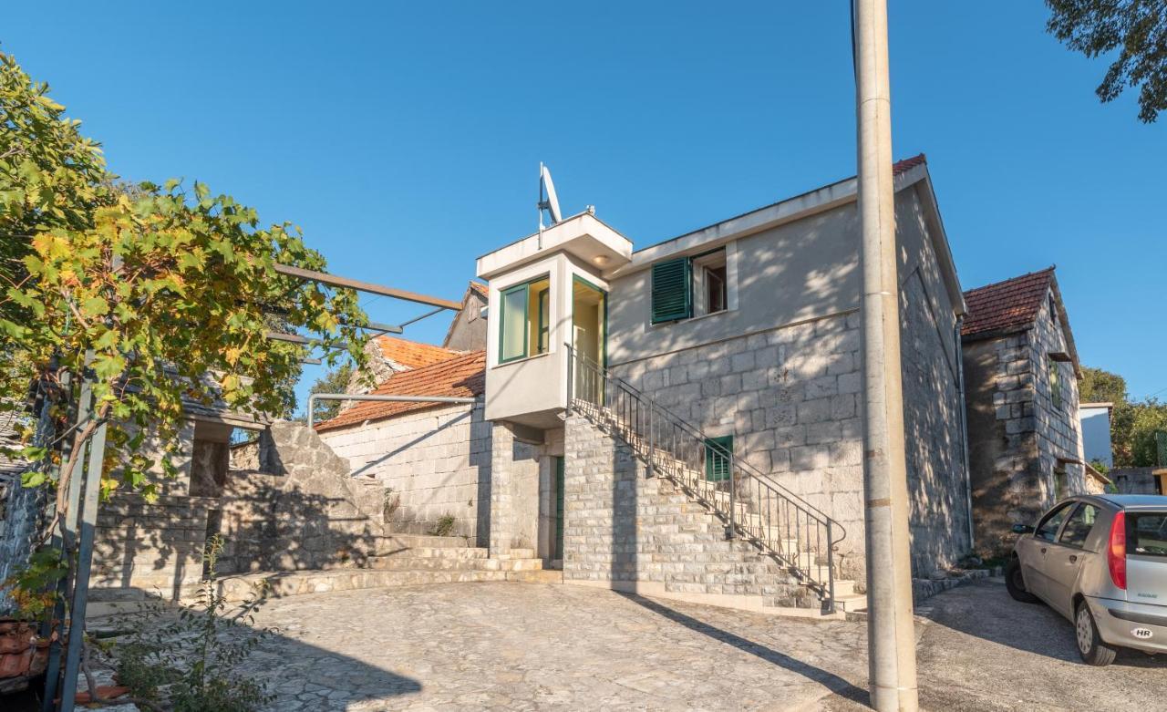 Apartment Roko Trogir-ljubitovica