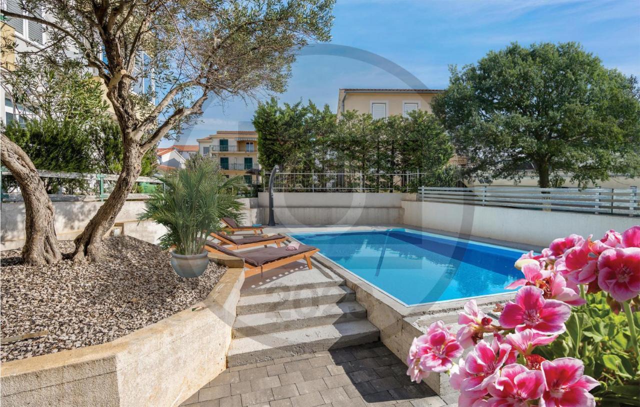 Amazing Apartment In Srima With Wifi