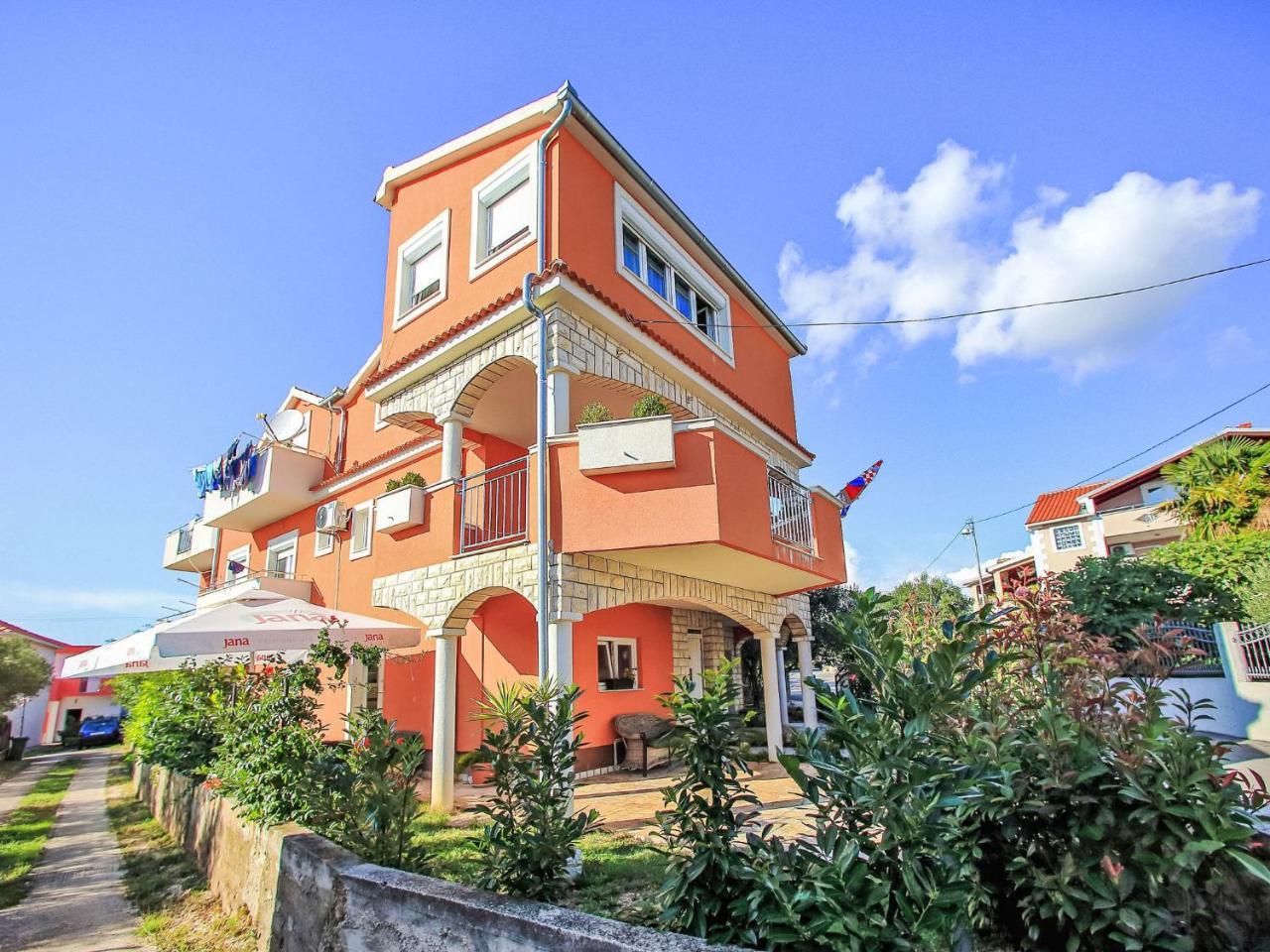 Apartment Nino-3 by Interhome