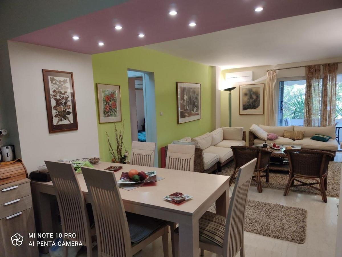 Beautiful Beach Apartment In Kavouri