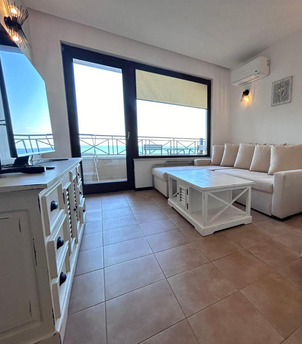 Golden Sands Sirena 5b