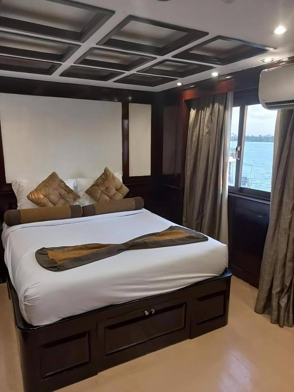 الباخرة نايل كروز
