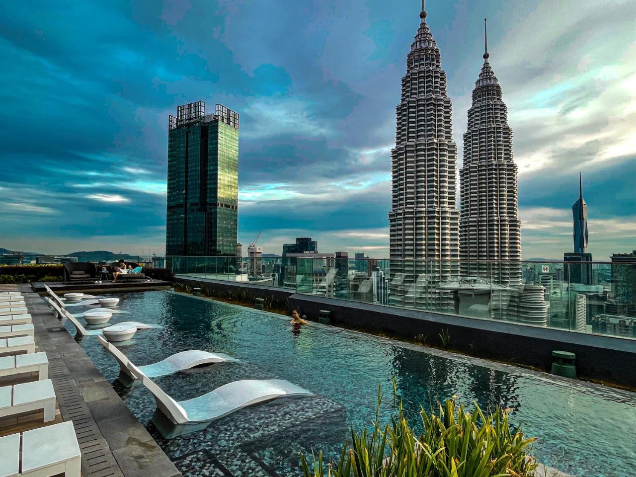 Axquisite Suites at Klcc