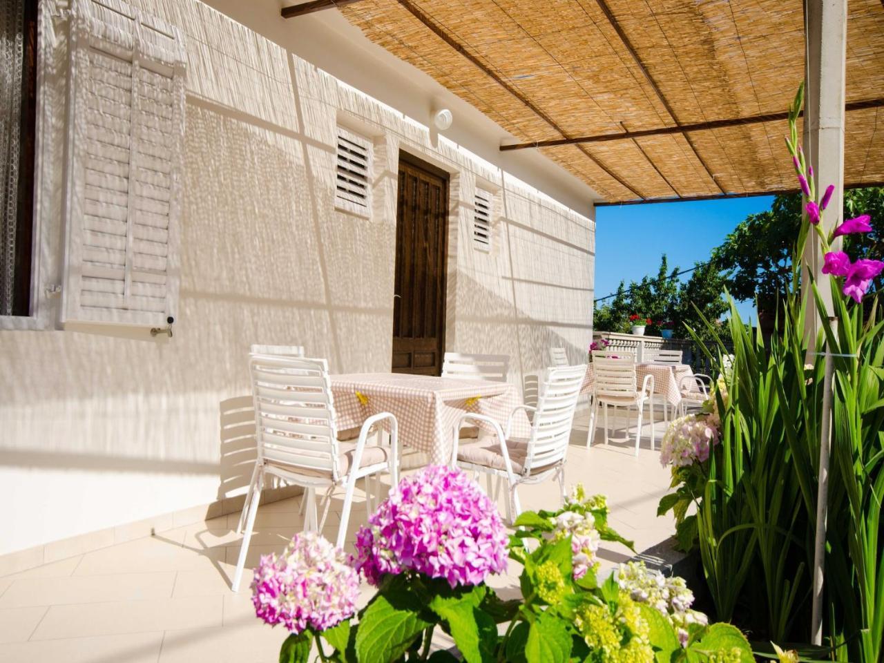 Guest House Rooms Rose Romantic Double Room With Balcony & Sea View No 1