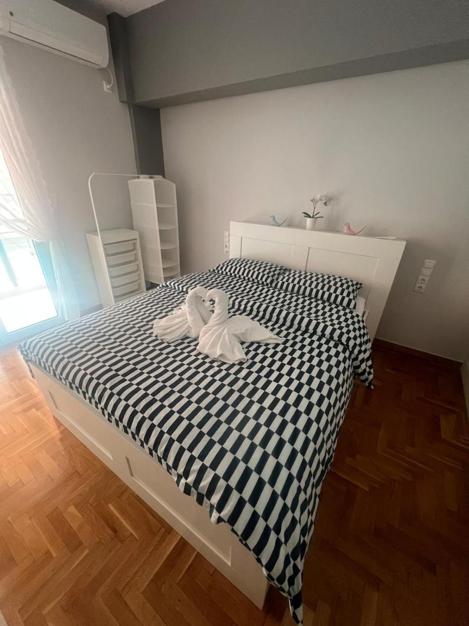 Athenian Escape Located Near The Heart Of Athens