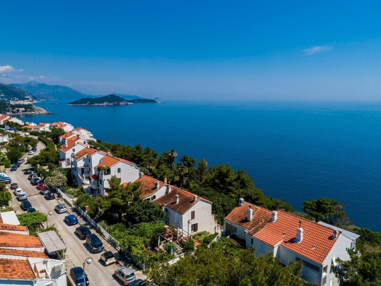 Studio With Terrace & Sea View