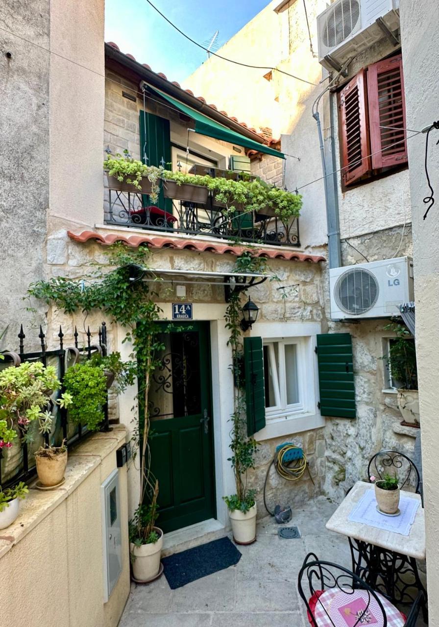 Tiny Dream Old Town Rooms Split