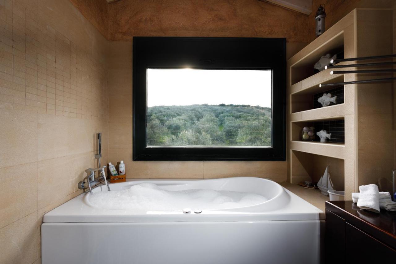 Aphaia Home