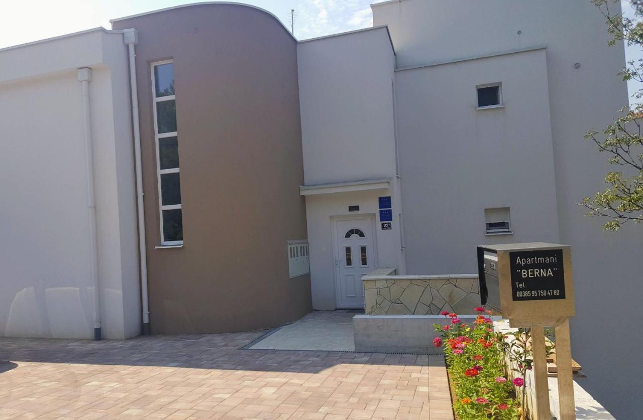 Apartmani Berna Petrcane