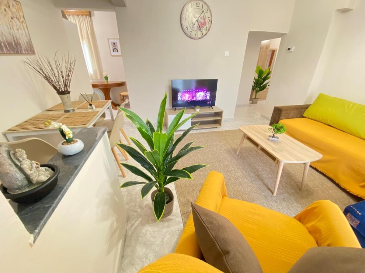 Unique Apartment In The Center