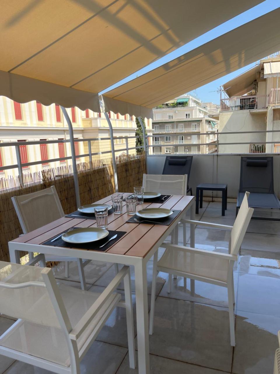 Athenian Modern 2bd Apt Next To Metro & Archaeological Museum
