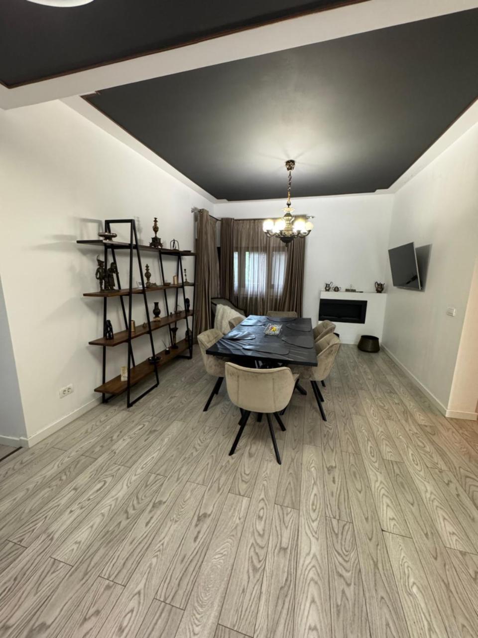 Ultracentral Luxury Apartament