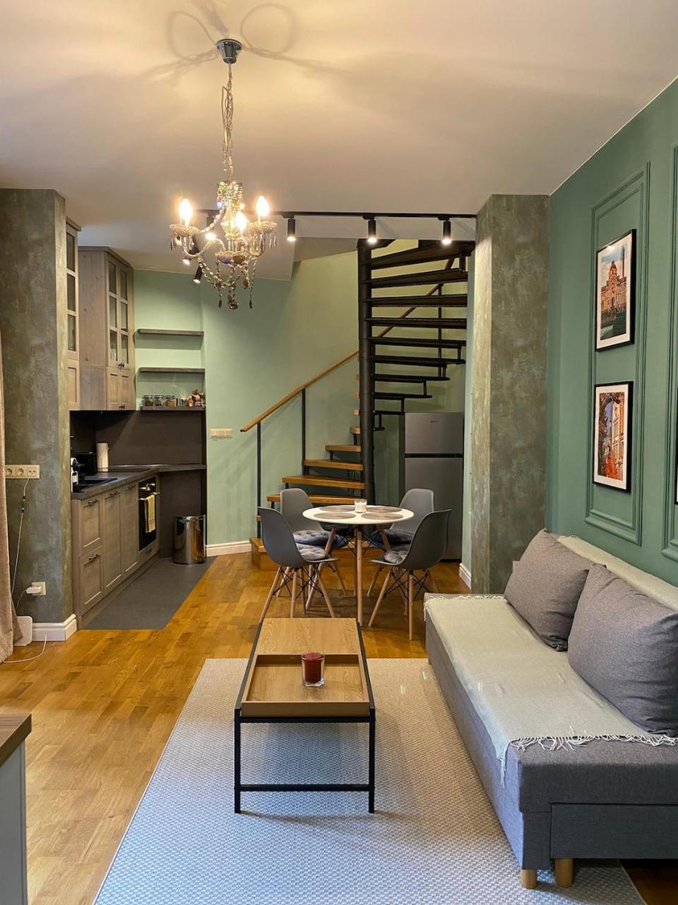 Cozy Townhouse In The Heart Of Sofia