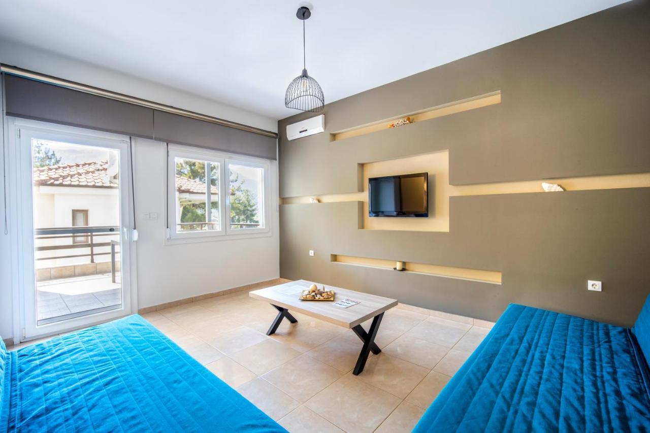 Onites Elegant Suites