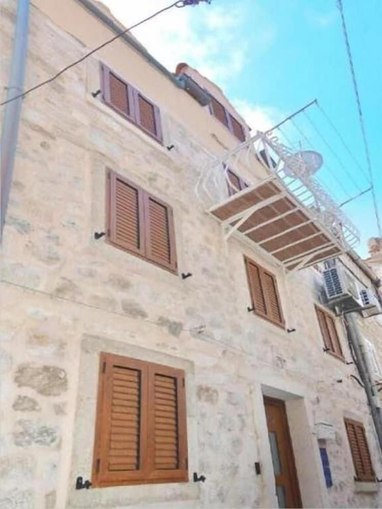 Villa Madonna Della Strada A4