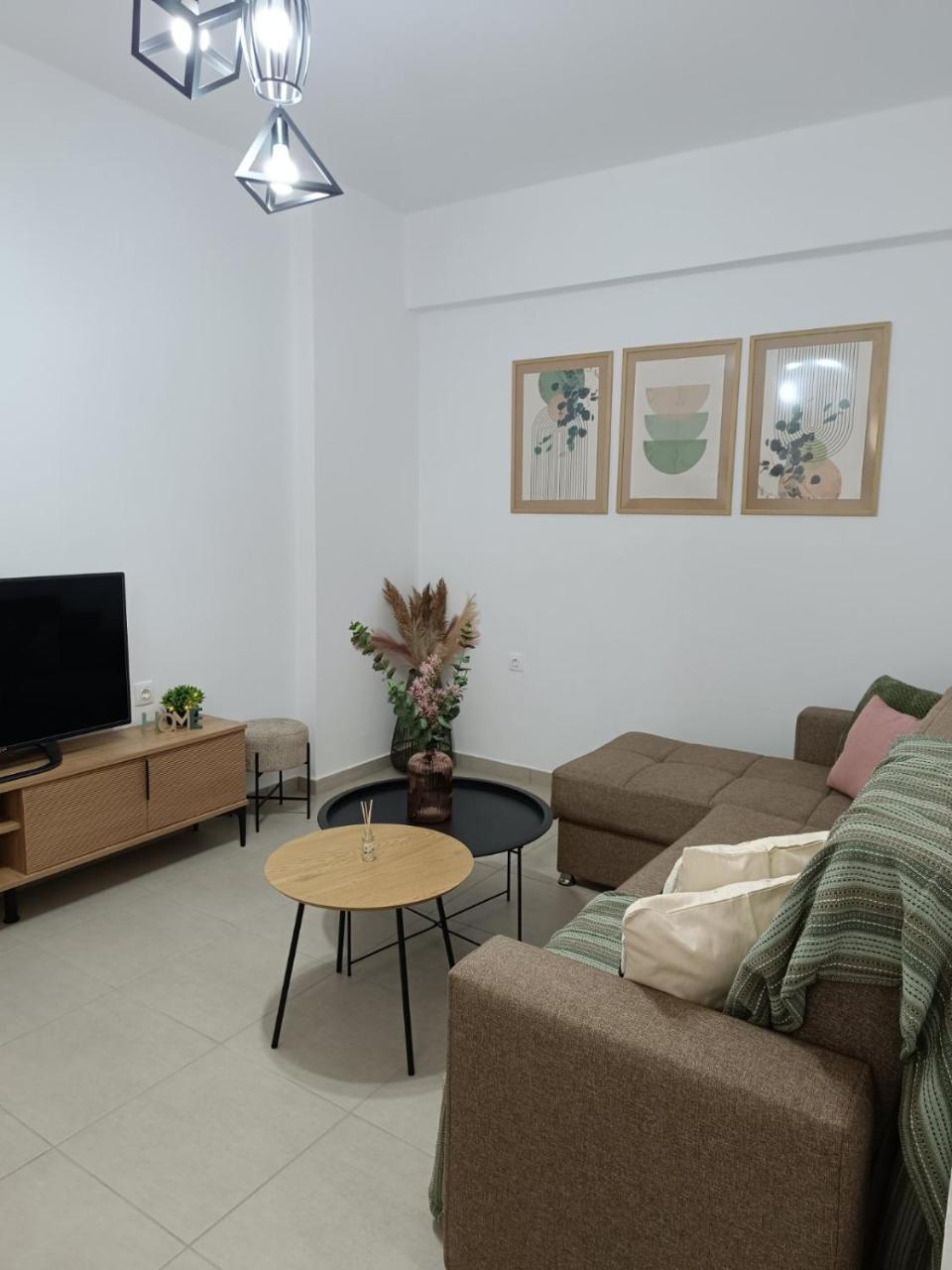 Tatti's Apartment