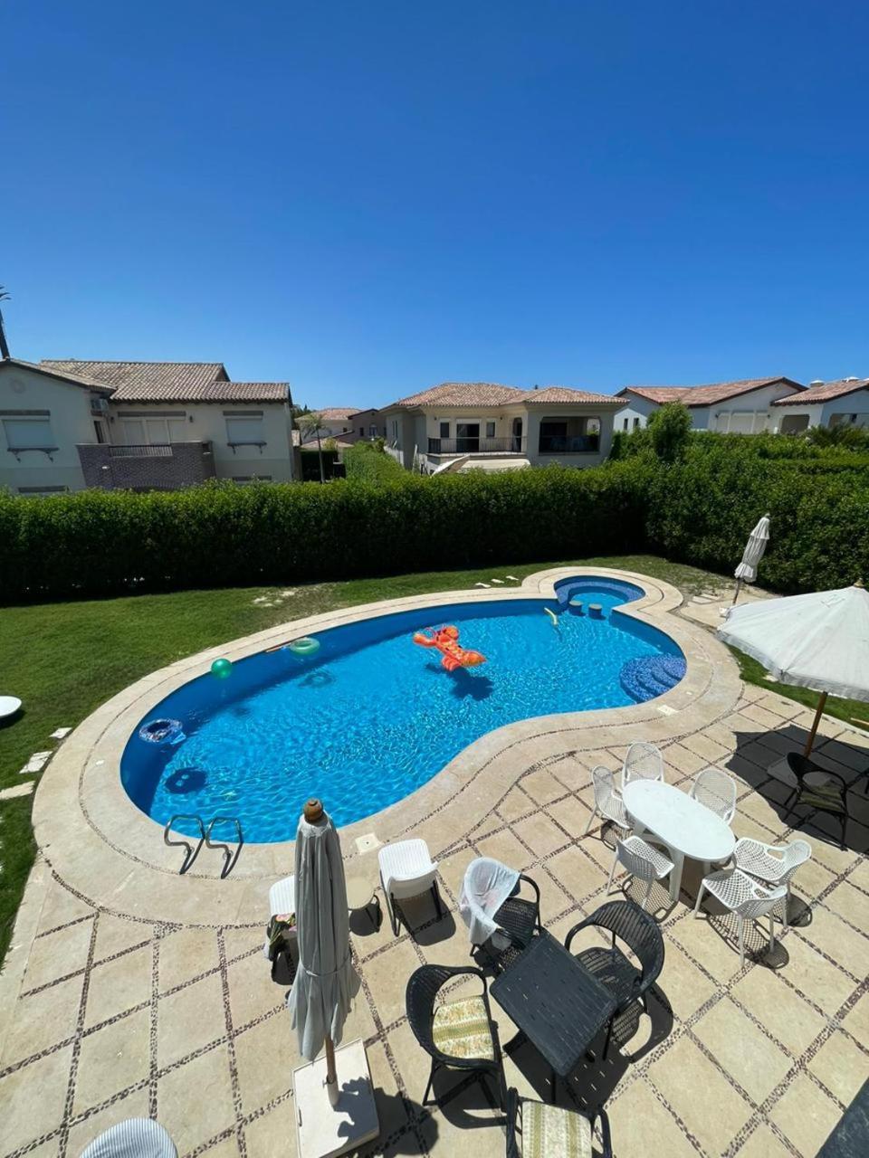 Villa for Rent with Private Pool in Marassi