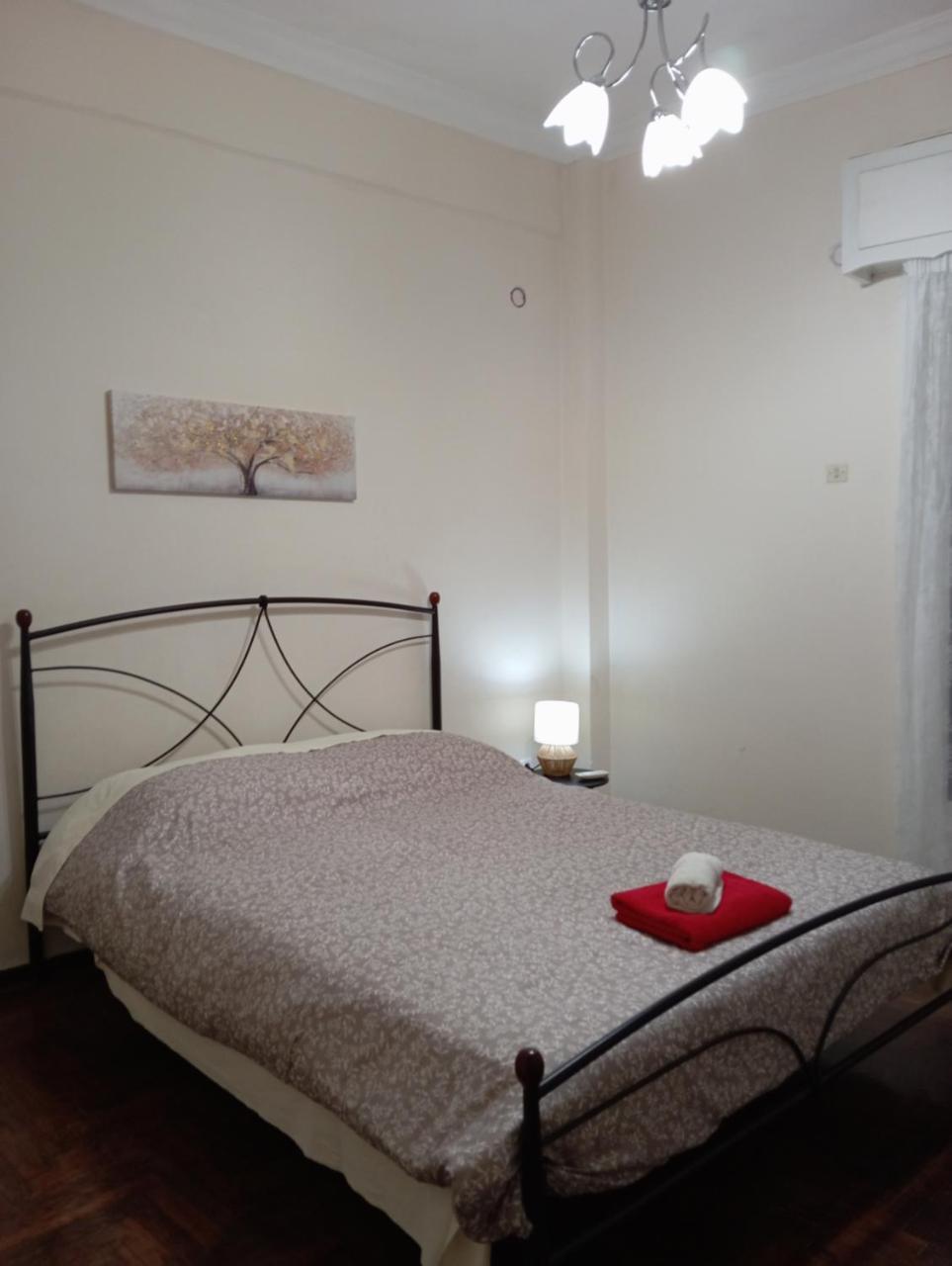 Room Z For Two 5' From Metro