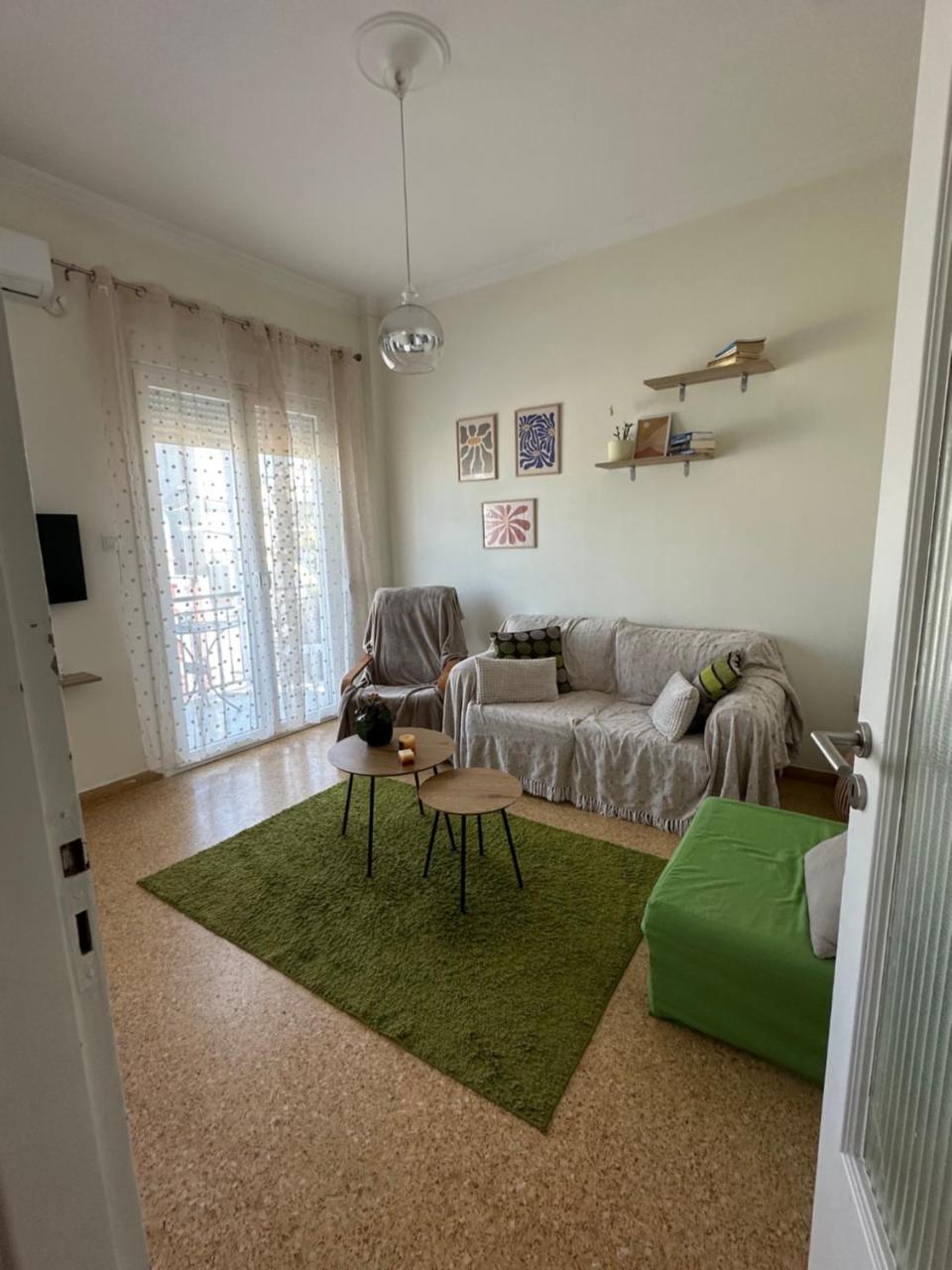 Aegean Light Flat Near Metro