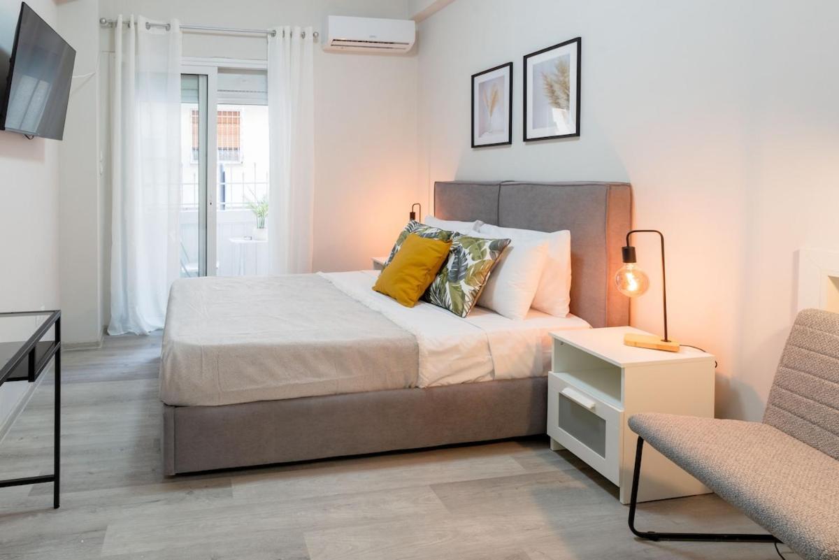 Athens Blossom Studio by Staycom