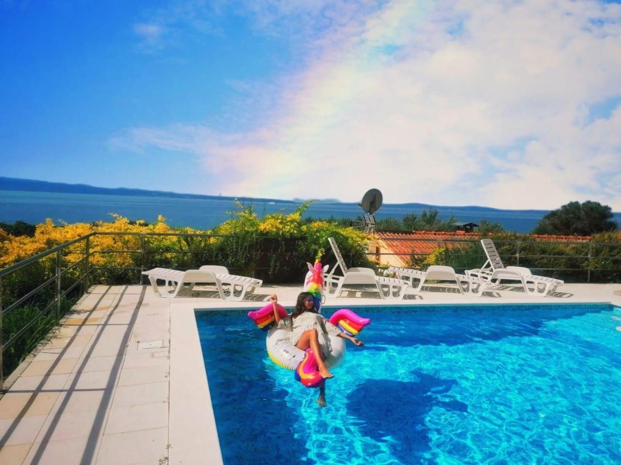 Sea View Apartment With Swiming Pool