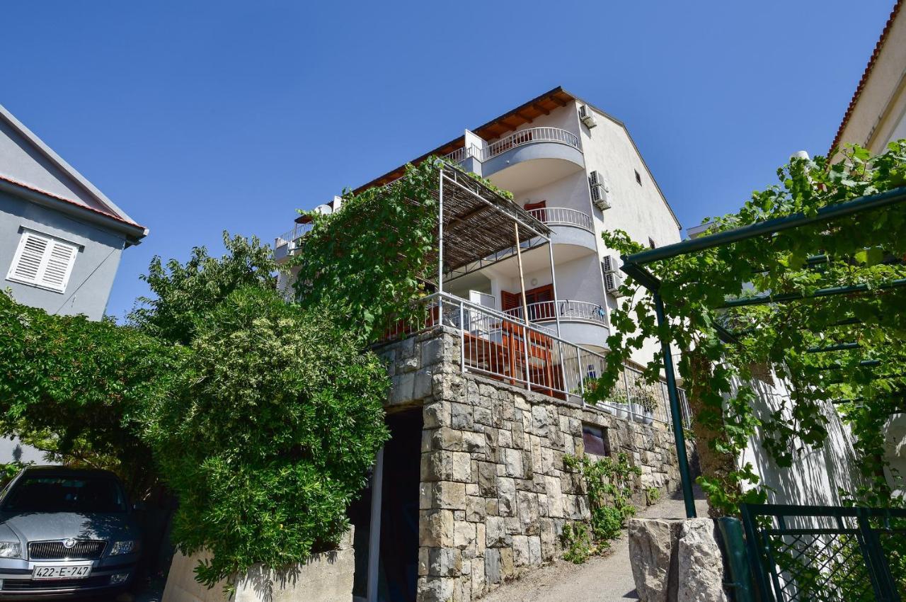 Apartmani Mate