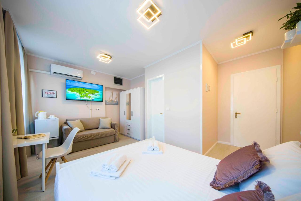 A-more Accommodation