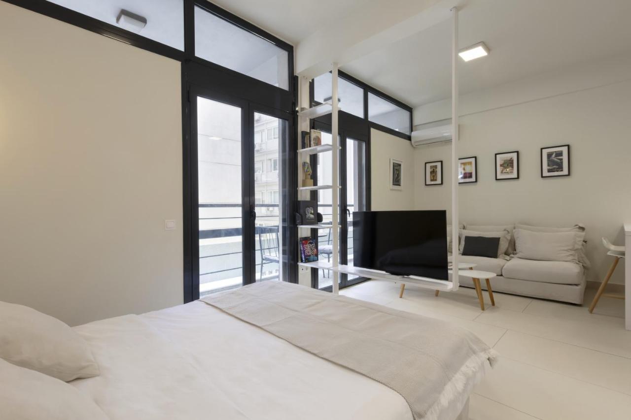 Sci-fi Themed Studio In Koukaki