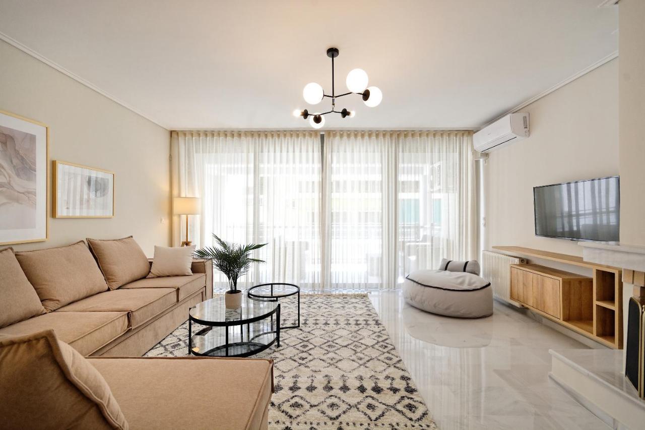 Elegant Apartment In Pagrati