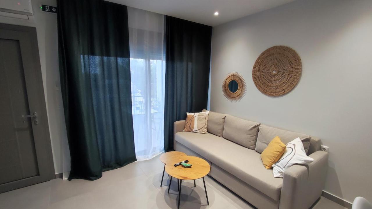Minimal Apartments Parga