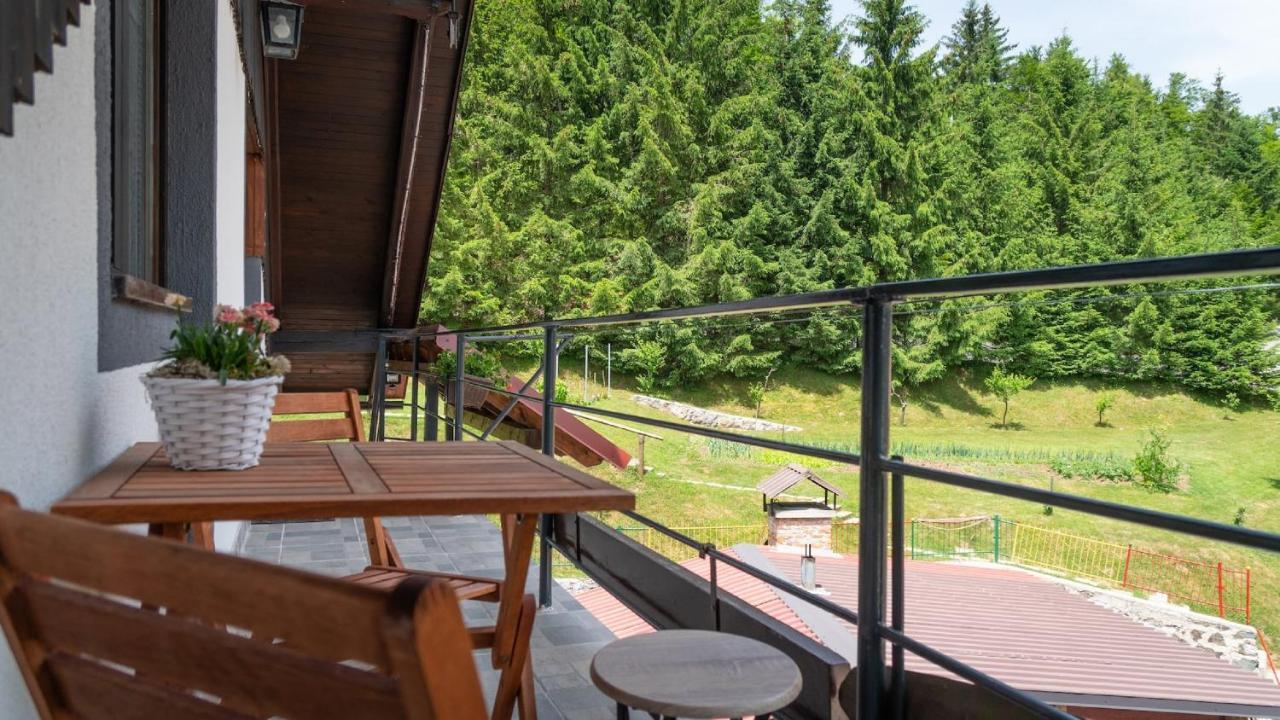 Green Area Apartments Kremzar