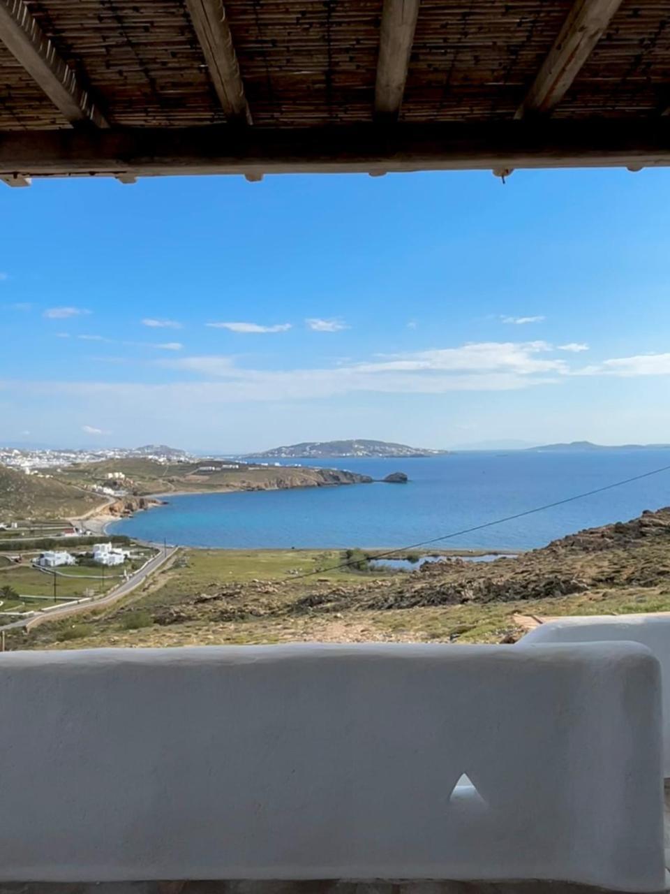 Blue & White Mykonos Ap2