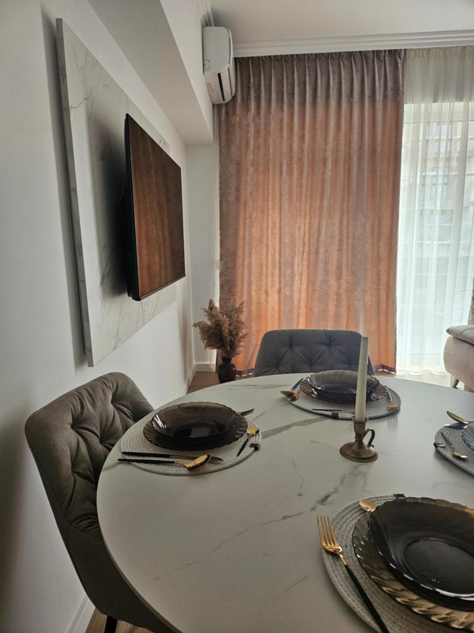 Mg Arena Apartment