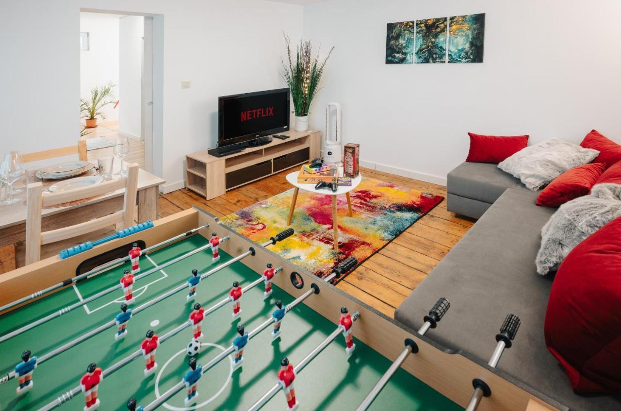 5 Min To Citycenter House & Garden Netflix, Playstation & Wifi