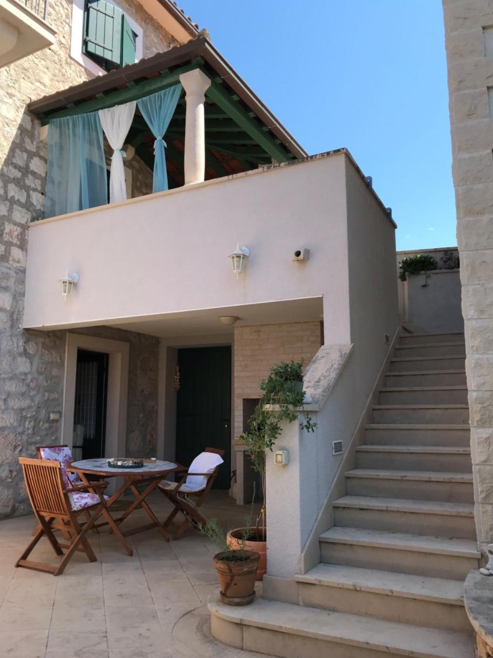 Studio Apartman Lenesta