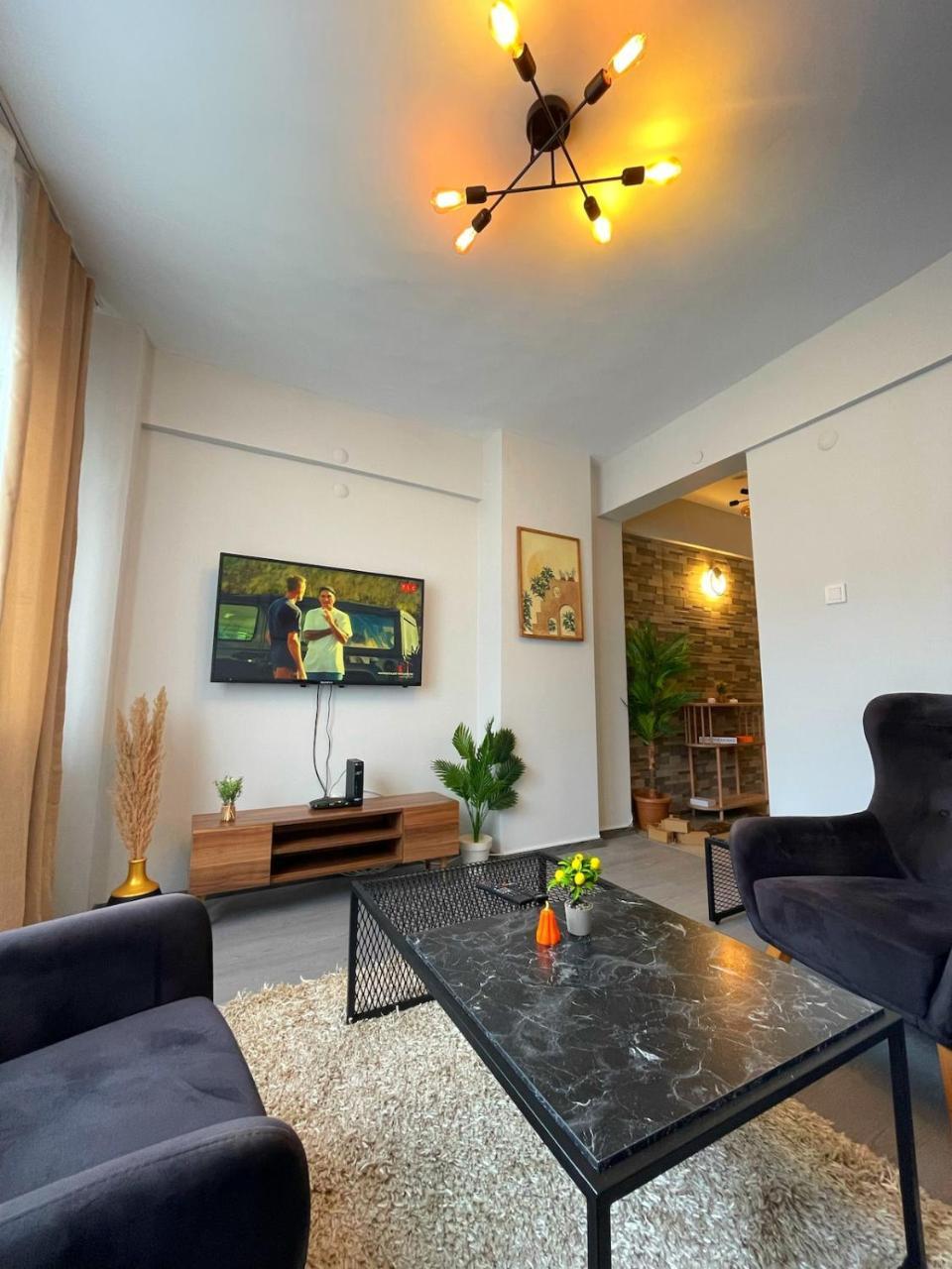 Central Location Renovated House In Besiktas Bazaar