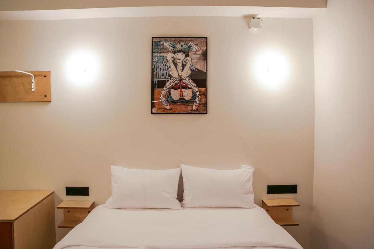 Mooeve Sokratous Studios