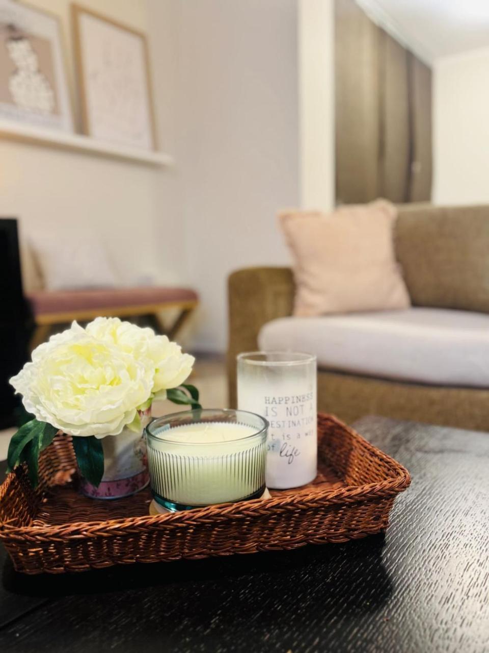 House20 Sleeps Up To 6