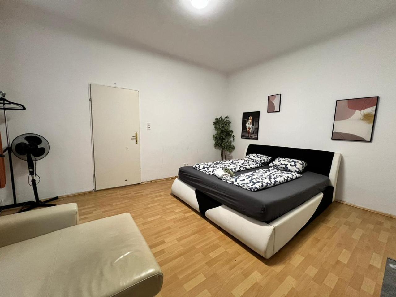 Sweet 1br Apartment, Enkplatz U3 15min To Center