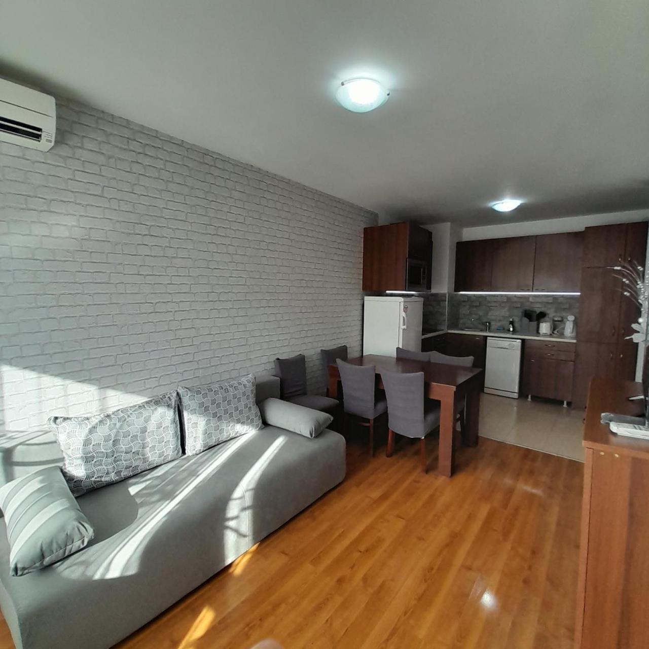 Lux Apartament L201
