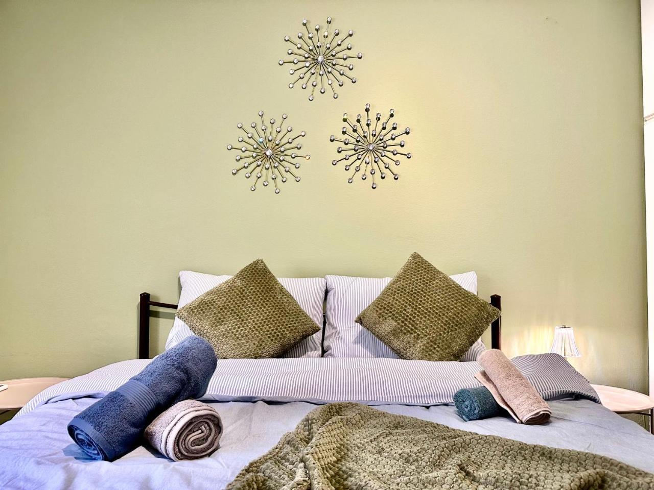 Spacious Stay Near Acropolis 7min To Metro