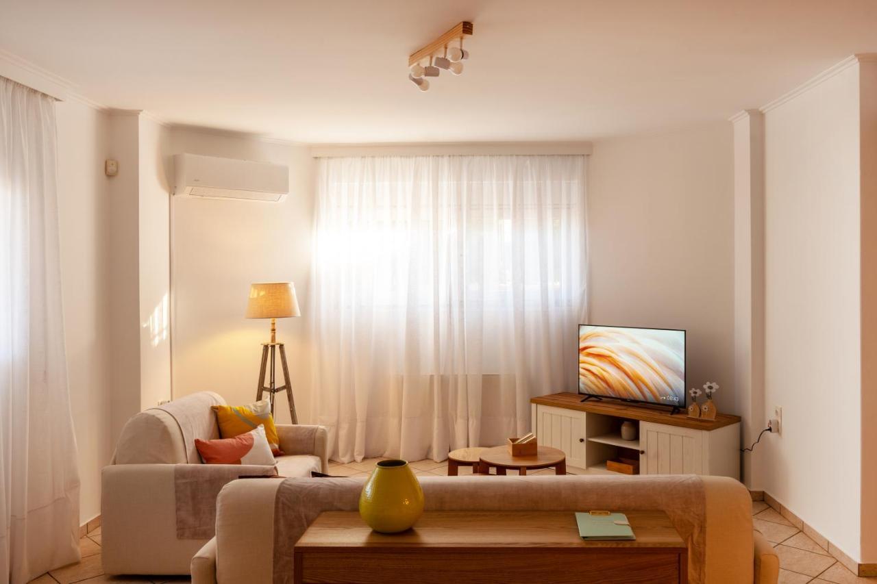 Manolia House Near Beach